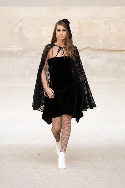 Look 63